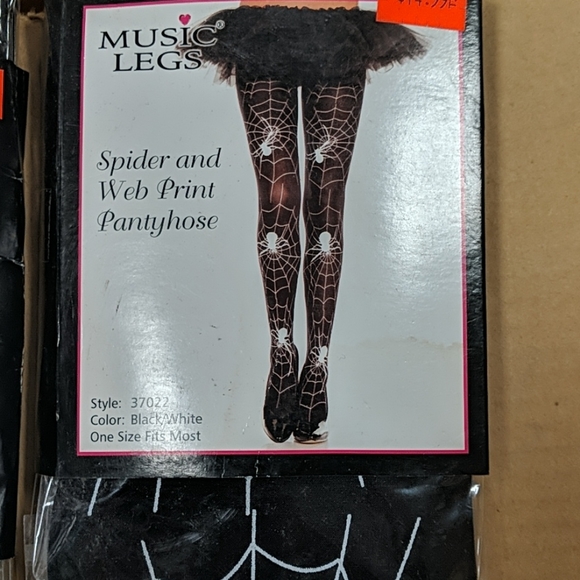 Music Legs graphic pantyhose bundle - Picture 3 of 6